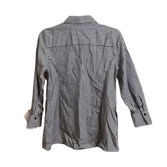 Chico's Top Size 00/2P Gray White Striped Tunic Long Sleeves Button Up Pockets - Picture 9 of 11